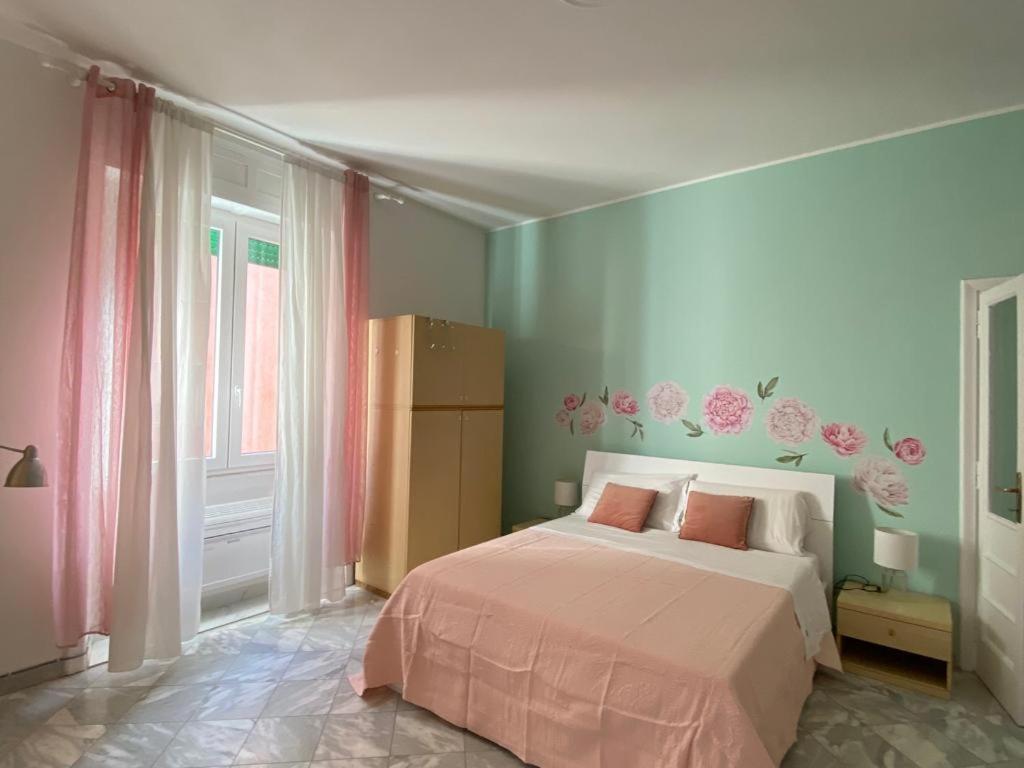רומא Superior Apt Next Colosseo A/C Wo Fi 3 Bedrooms מראה חיצוני תמונה