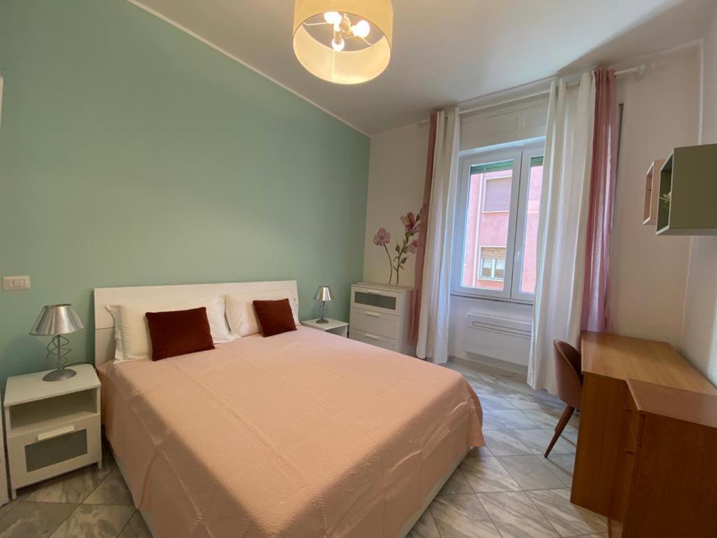 רומא Superior Apt Next Colosseo A/C Wo Fi 3 Bedrooms מראה חיצוני תמונה